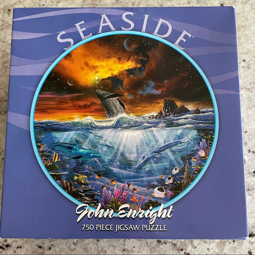 Seaside 750 Piece round jigsaw puzzle 🧩 new in factory sealed box